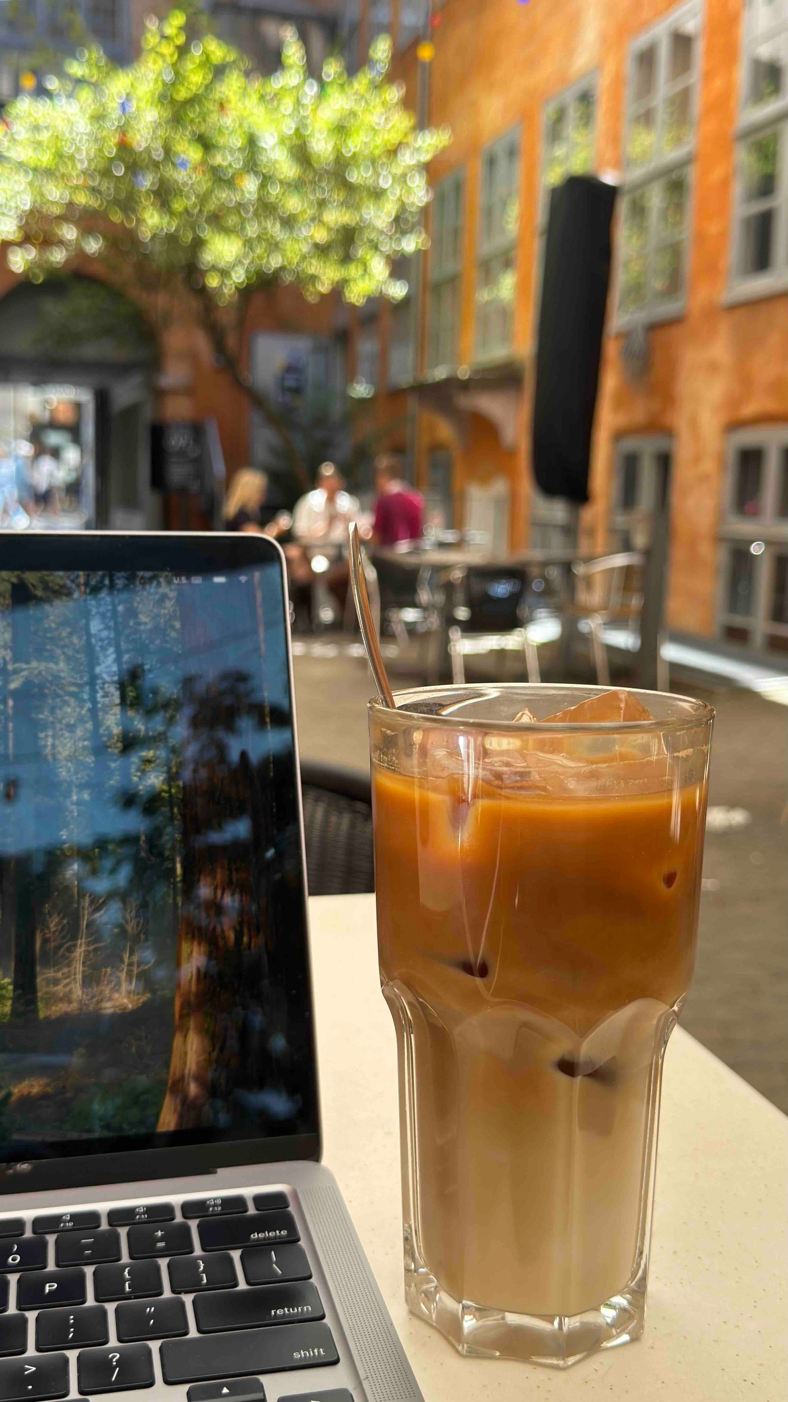 coffee-outside