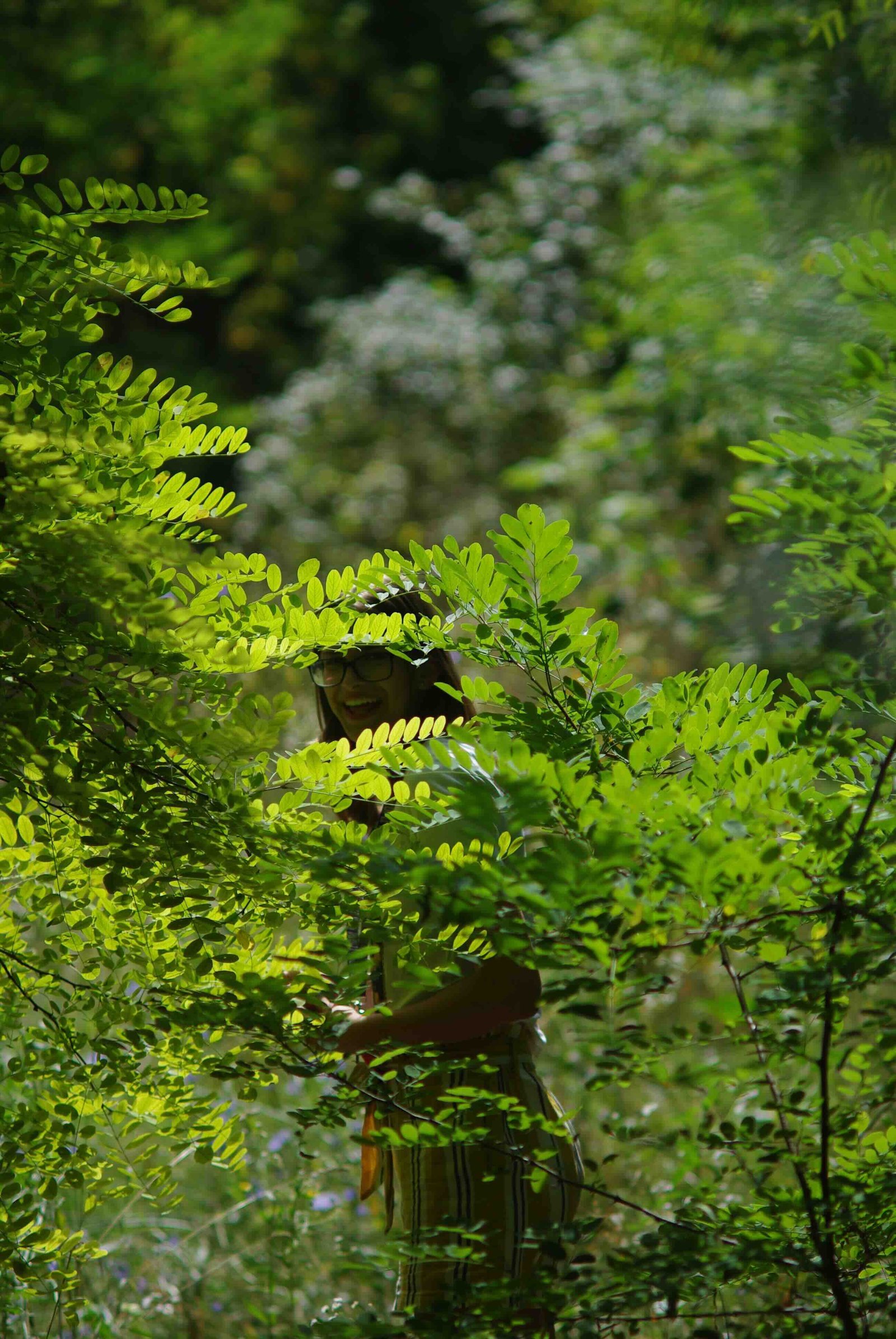 girl-in-bushes