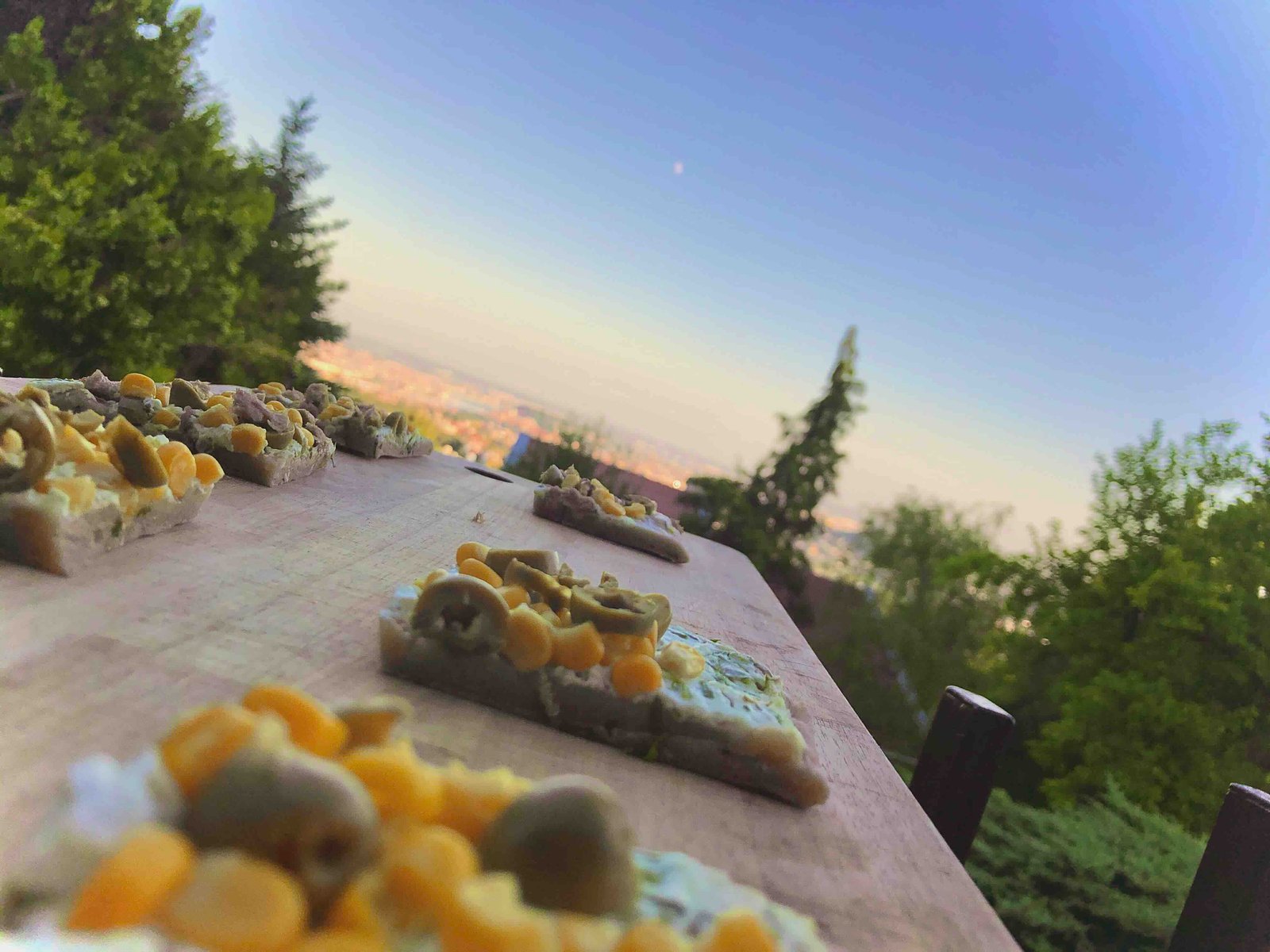 pizza-with-view